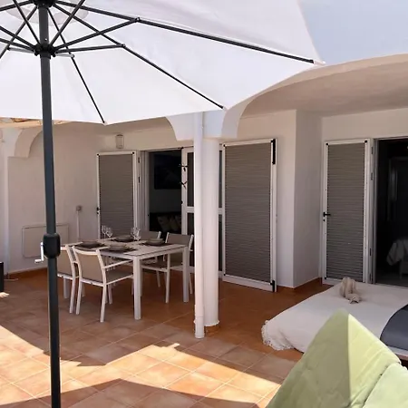 Casa Harmonia Mit Grosser Sonnenterrasse Und Meerblick In Lage Appartement *